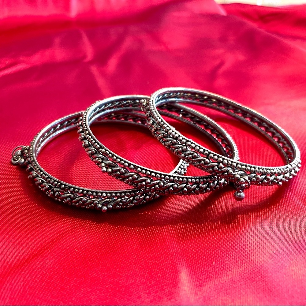 Detailed Bracelet